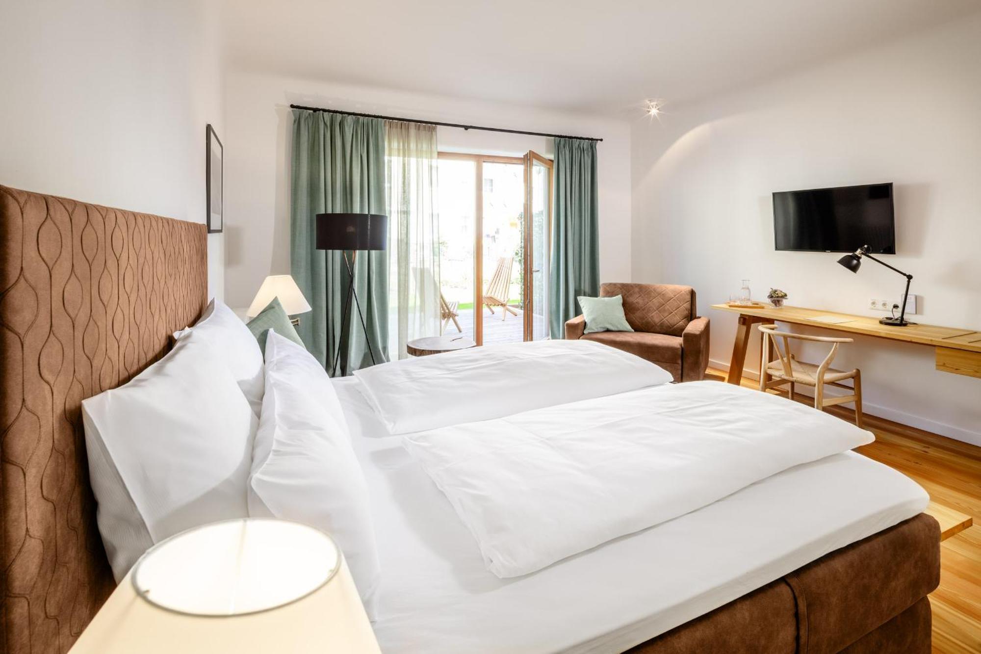 Hotel Zum Glockenturm Marktl 外观 照片